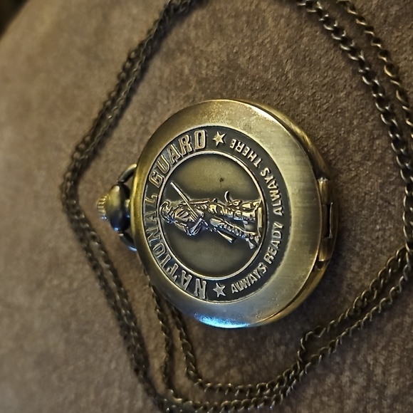 5/$25 VTG STRADA National Guard Brasstone Pocket Watch - Picture 2 of 6